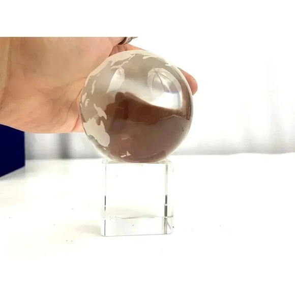 VTG Crystal Tabletop Etched Earth Globe W/Base Stand Blue Velvet Box - Picture 11 of 16